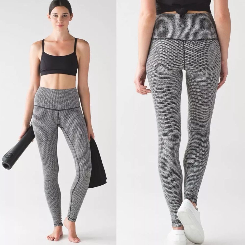 LULULEMON Wunder Under Leggings Sz 2 Black Houndstooth Yoga Academia